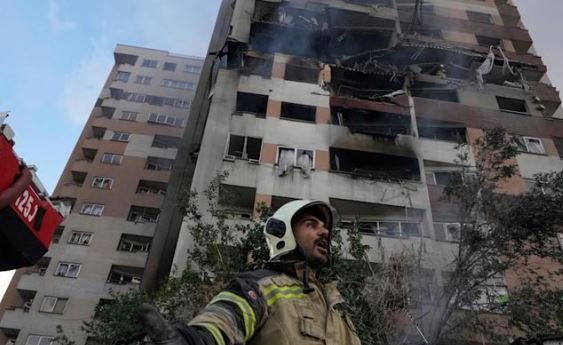 Israel strikes Iran nuclear facilities, missile factories
